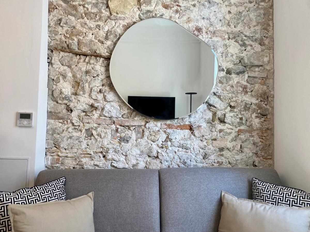 Au Coeur Du Viel Antibes - Cosy Appartement Luaran gambar