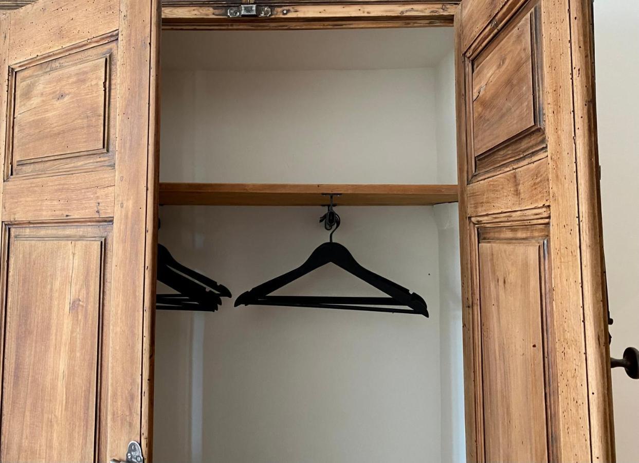 Au Coeur Du Viel Antibes - Cosy Appartement Luaran gambar
