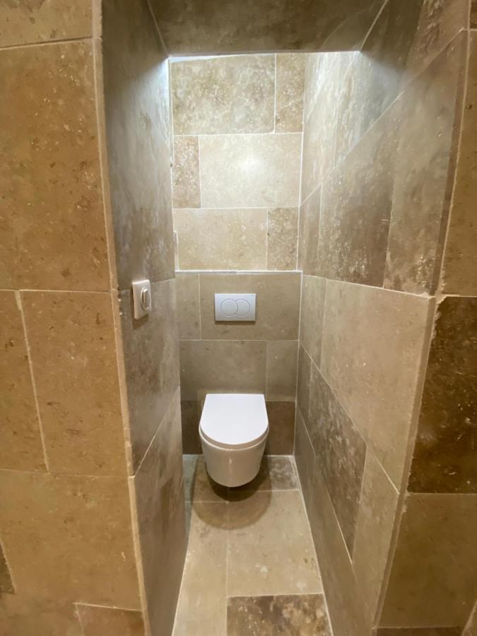Au Coeur Du Viel Antibes - Cosy Appartement Luaran gambar
