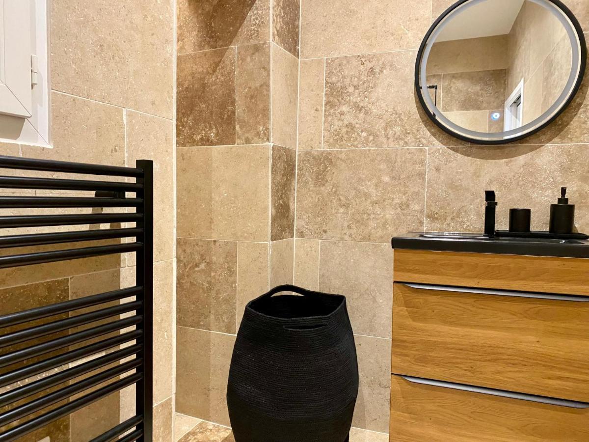 Au Coeur Du Viel Antibes - Cosy Appartement Luaran gambar