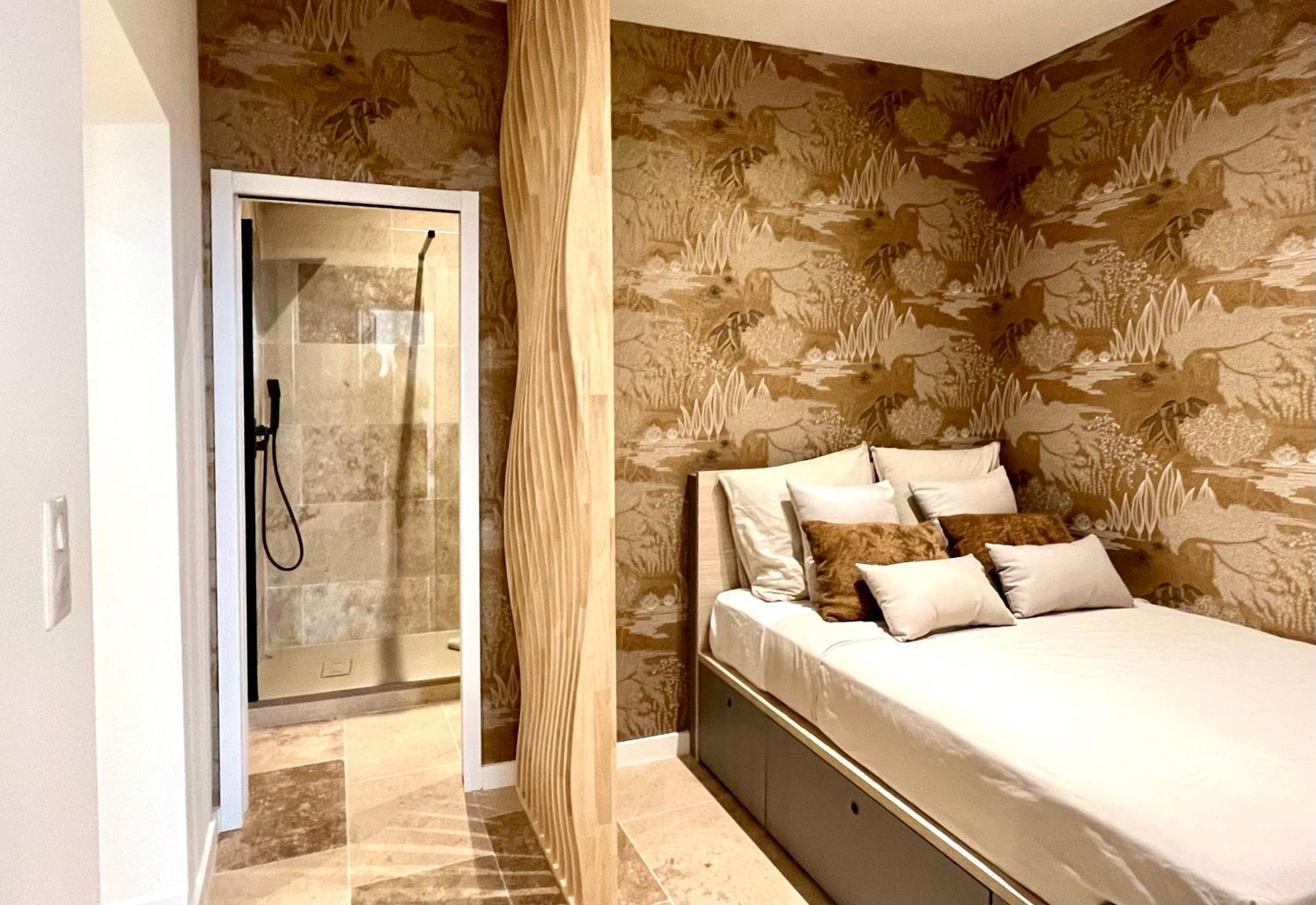 Au Coeur Du Viel Antibes - Cosy Appartement Luaran gambar